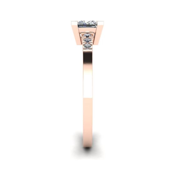 Anel de diamante lapidação princesa com 3 diamantes laterais pequenos ouro rosa, More Image 1