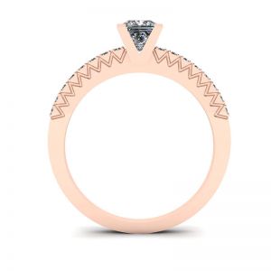 Anel de diamante com lapidação princesa em V com pavê lateral em ouro rosa - Foto 1