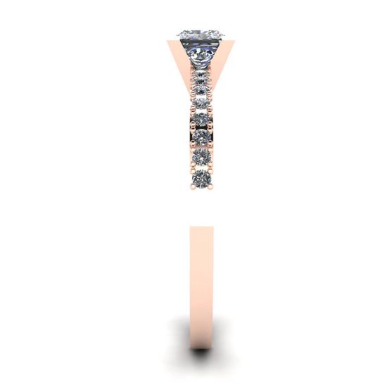 Anel de diamante com lapidação princesa em V com pavê lateral em ouro rosa, More Image 1