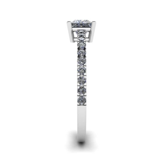 Anel de diamante lapidado princesa com pavê lateral,  Ampliar imagem 3