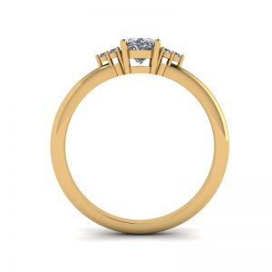 Diamante Oval com 3 Diamantes Laterais Anel Ouro Amarelo - Foto 1