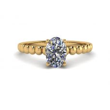 Diamante oval em anel de ouro amarelo 18K frisado