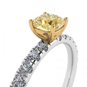 Almofada Diamante Amarelo 0,5 ct com Anel Pave Lateral - Foto 1